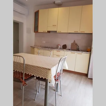 Casa Irene - 30 Mt. Dal Mare * Lido di Jesolo