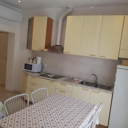 Casa Irene - 30 Mt. Dal Mare * Lido di Jesolo